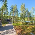Villa Karhunkelo - Sis 2 Kpl Hissilippuja