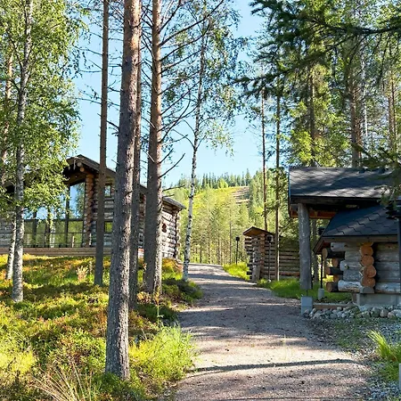 Karhunkelo - Sis 2 Kpl Hissilippuja Вилла Уккохалла